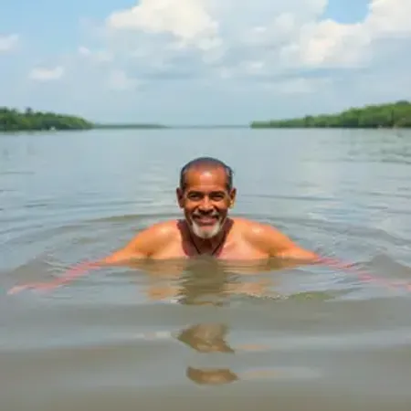 Após cruzar o Amazonas a nado, ‘Homem peixe’ chega ao Pará